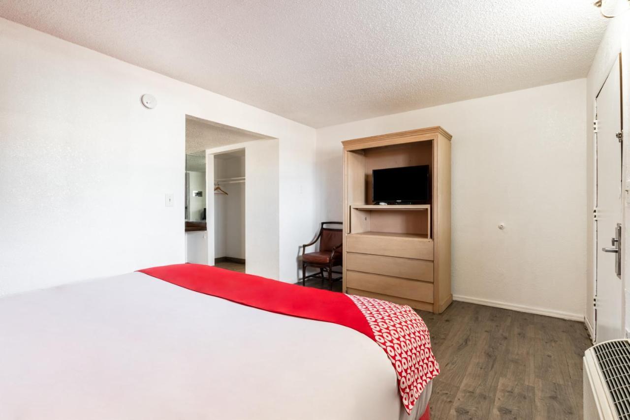 Oyo Hotel Globe / Miami Az - Highway 60 Экстерьер фото