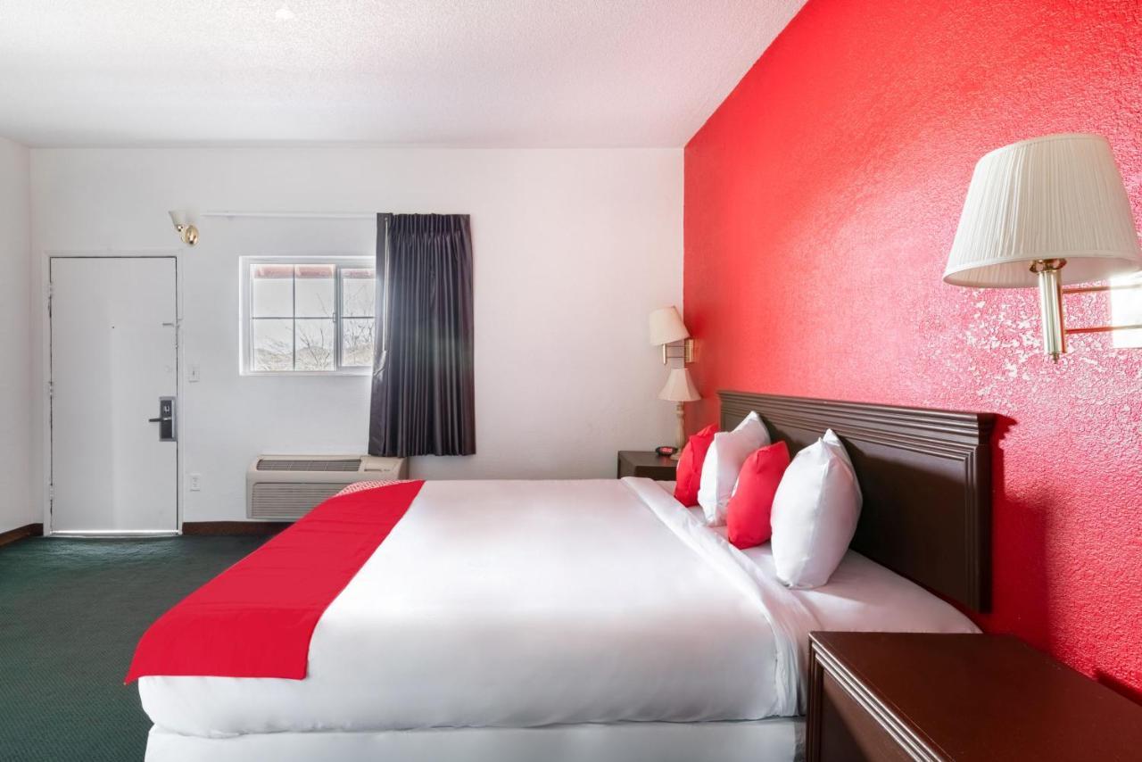 Oyo Hotel Globe / Miami Az - Highway 60 Экстерьер фото