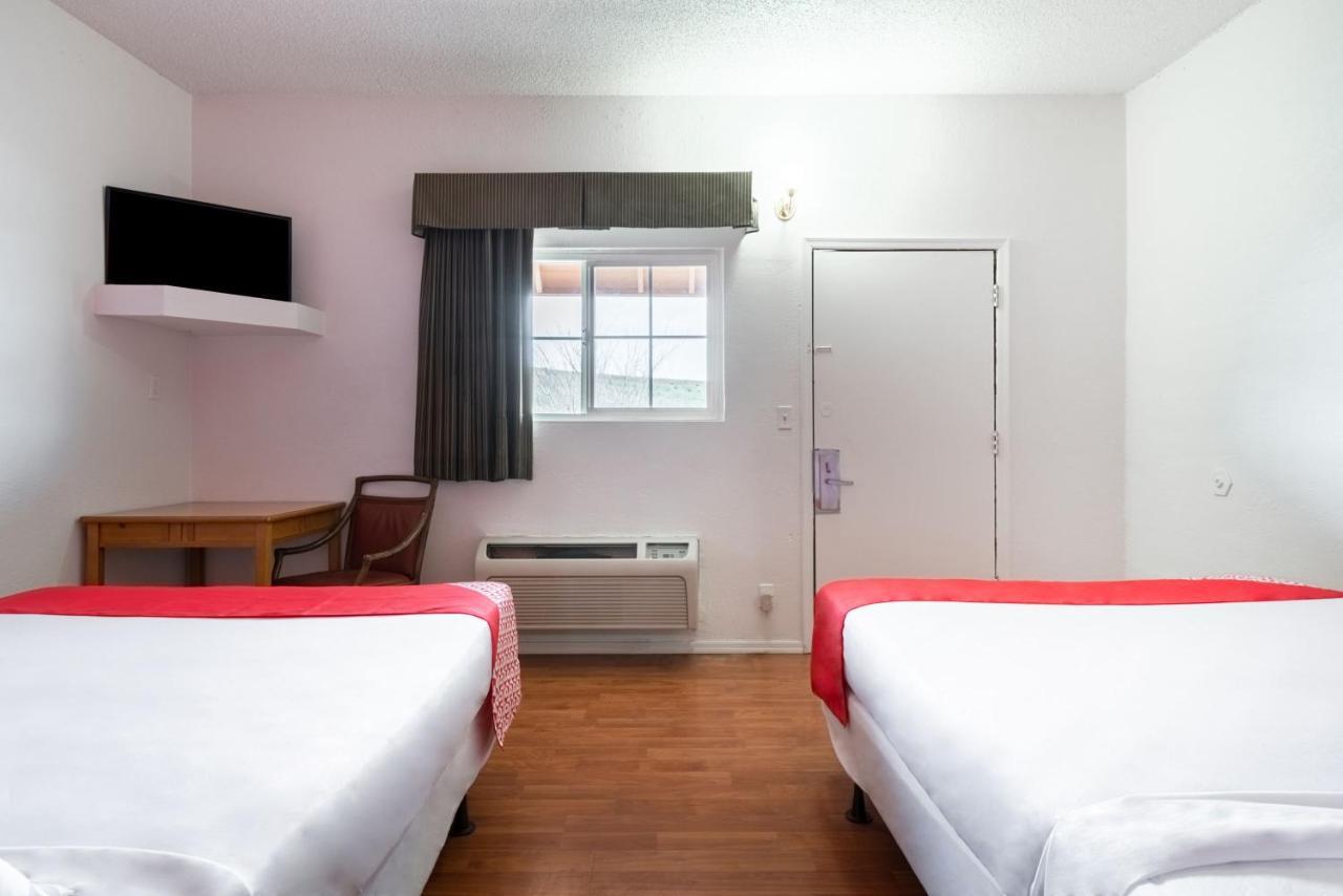 Oyo Hotel Globe / Miami Az - Highway 60 Экстерьер фото